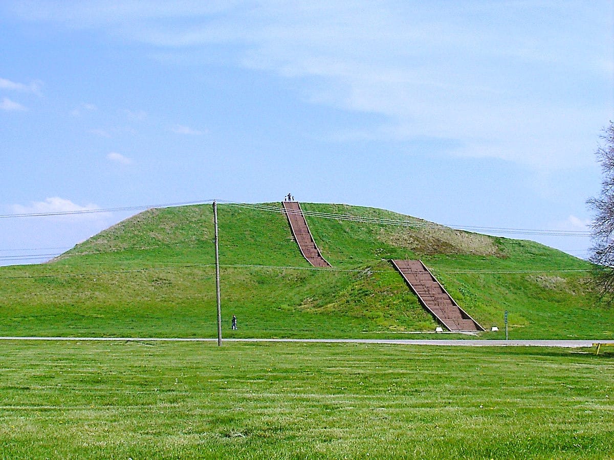 Cahokia Mounds (Illinois)